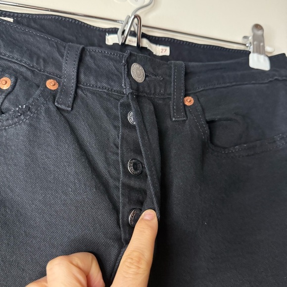 LEVI’S Premium Wedgie Distressed Raw Hem Black Jeans - Picture 5 of 13